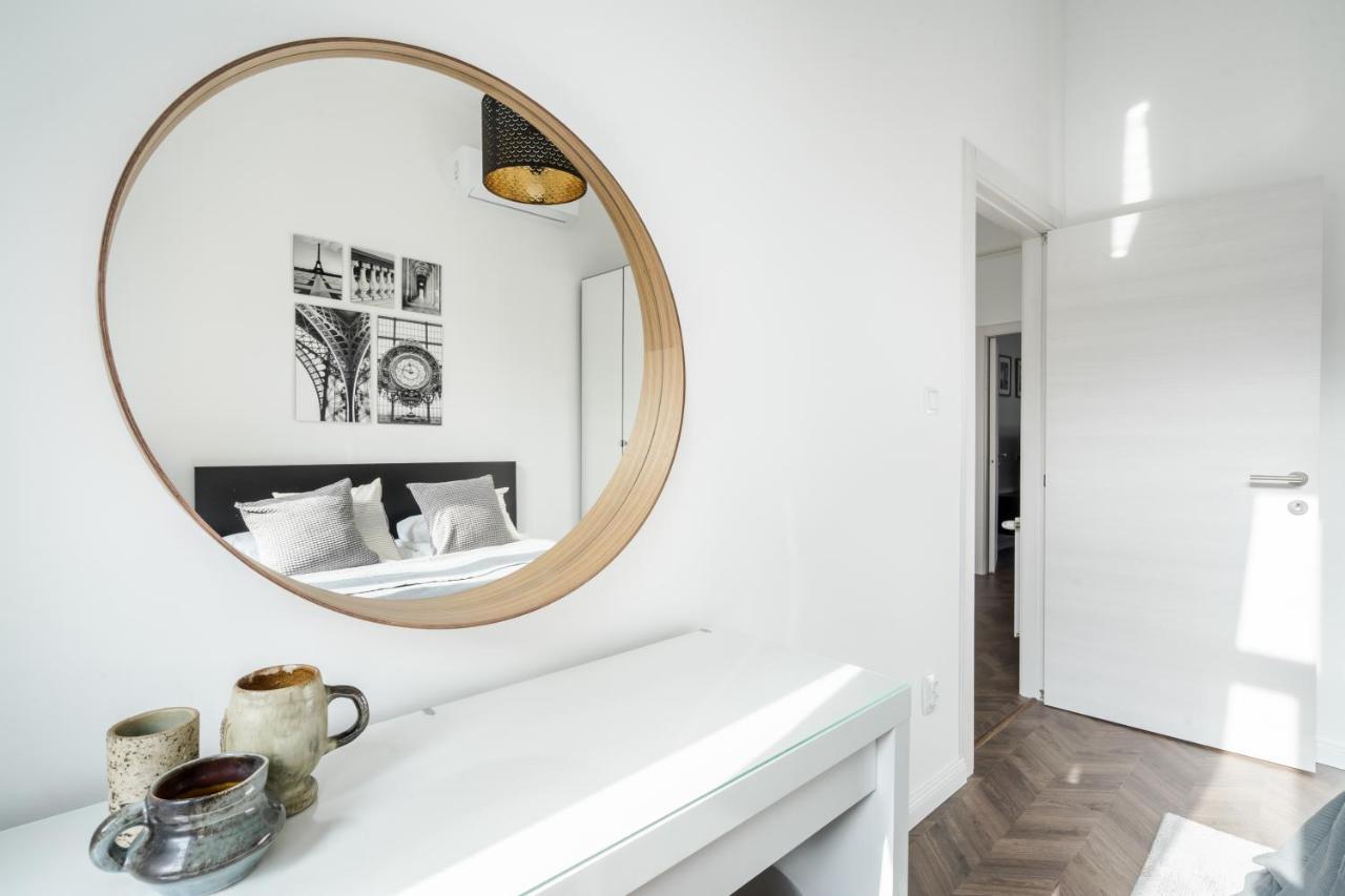 Bpr Sirius Suite With A/C บูดาเปสต์ ภายนอก รูปภาพ